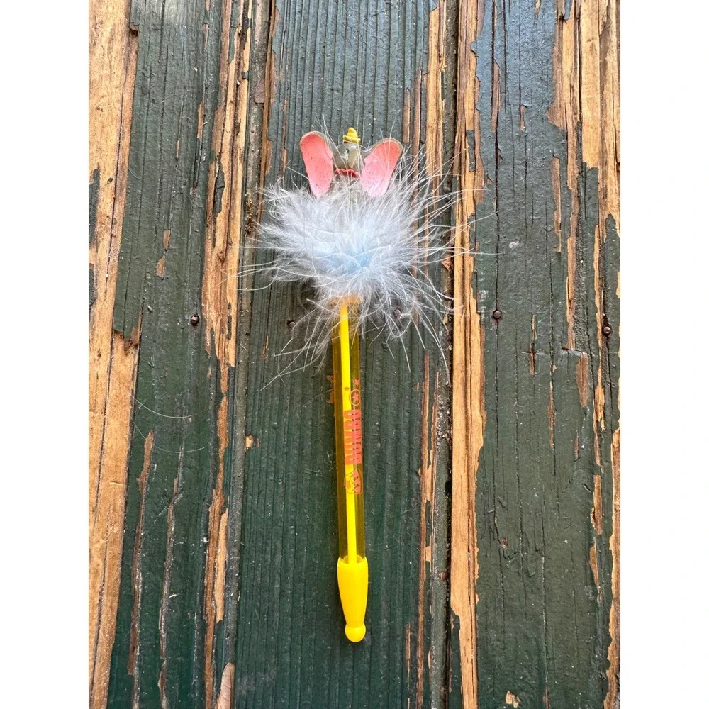 Vintage Disney Dumbo Feather Pen Yellow Marabou Collectible‎ Souvenir